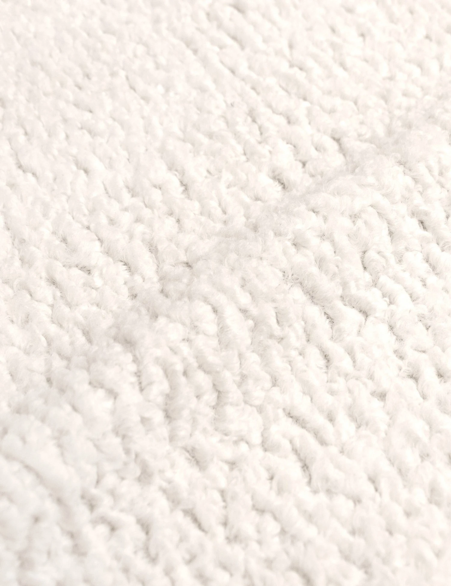 Gwendolyn Platform Bed - Image 20