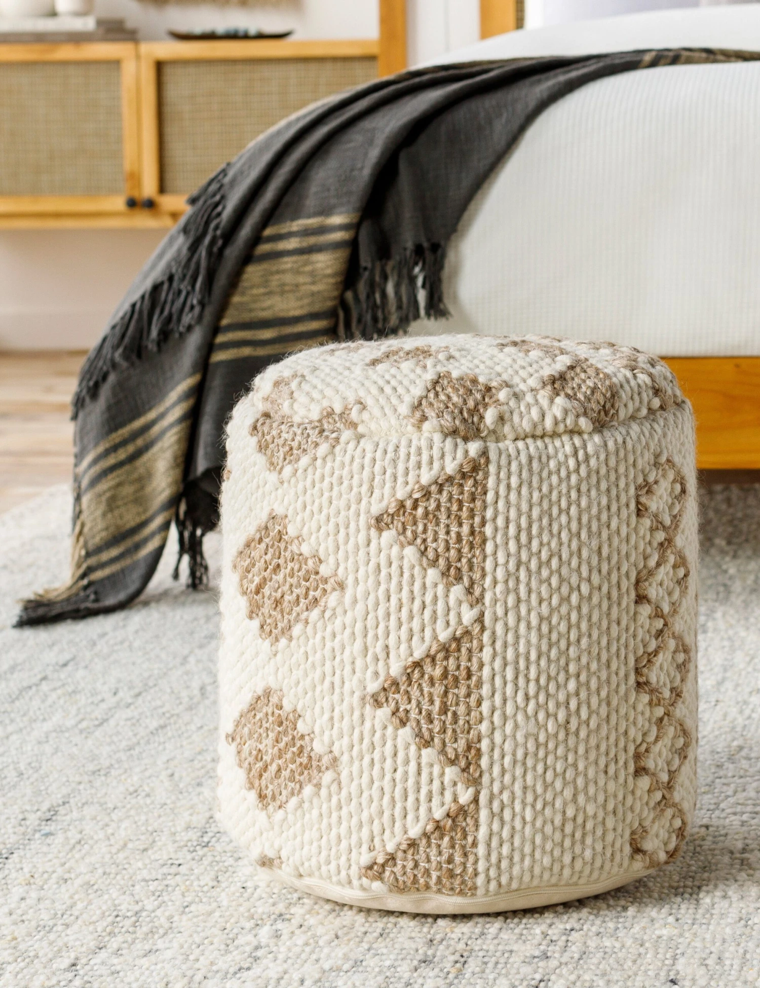 Solfrid Pouf - Image 2