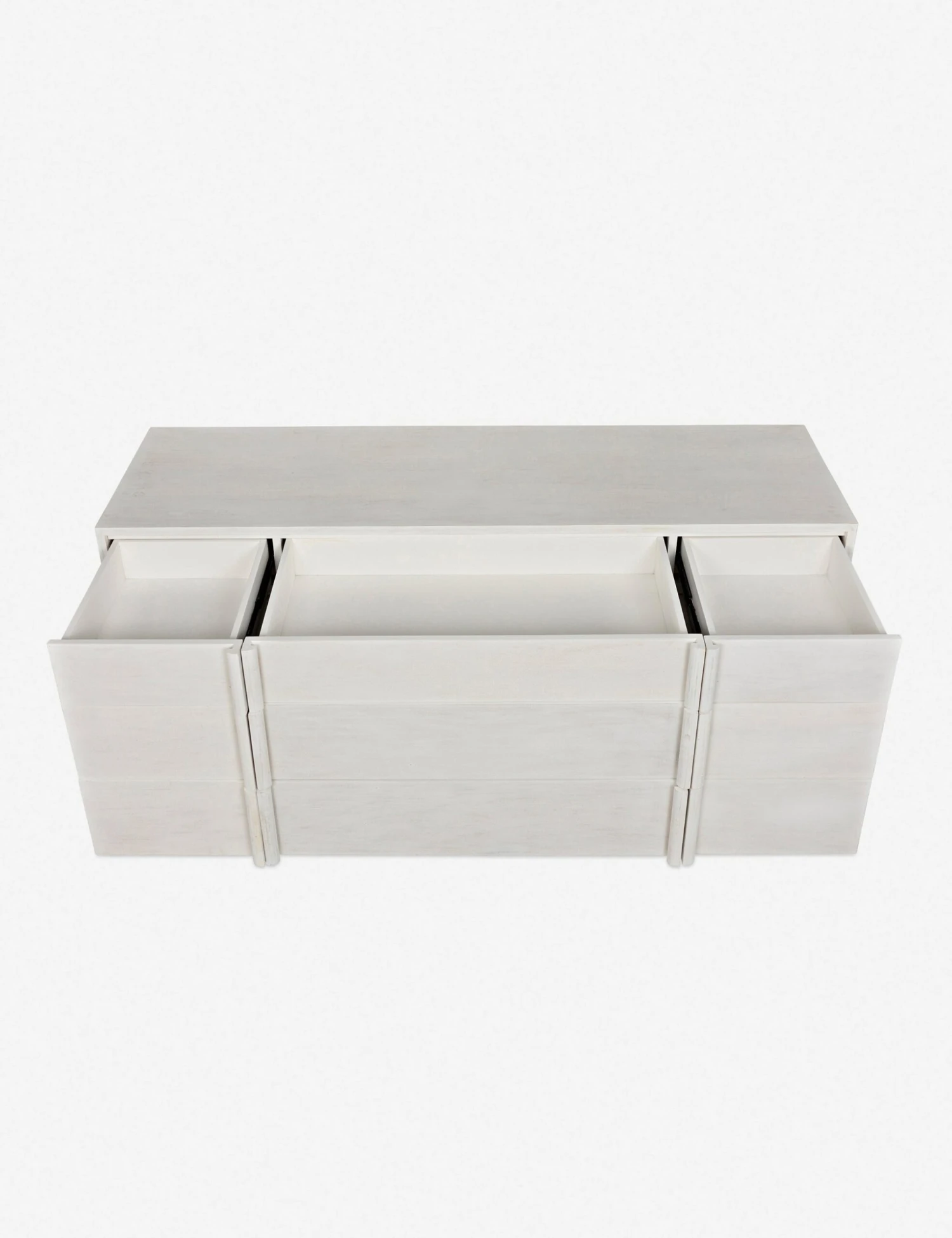 Maci Dresser - Image 6