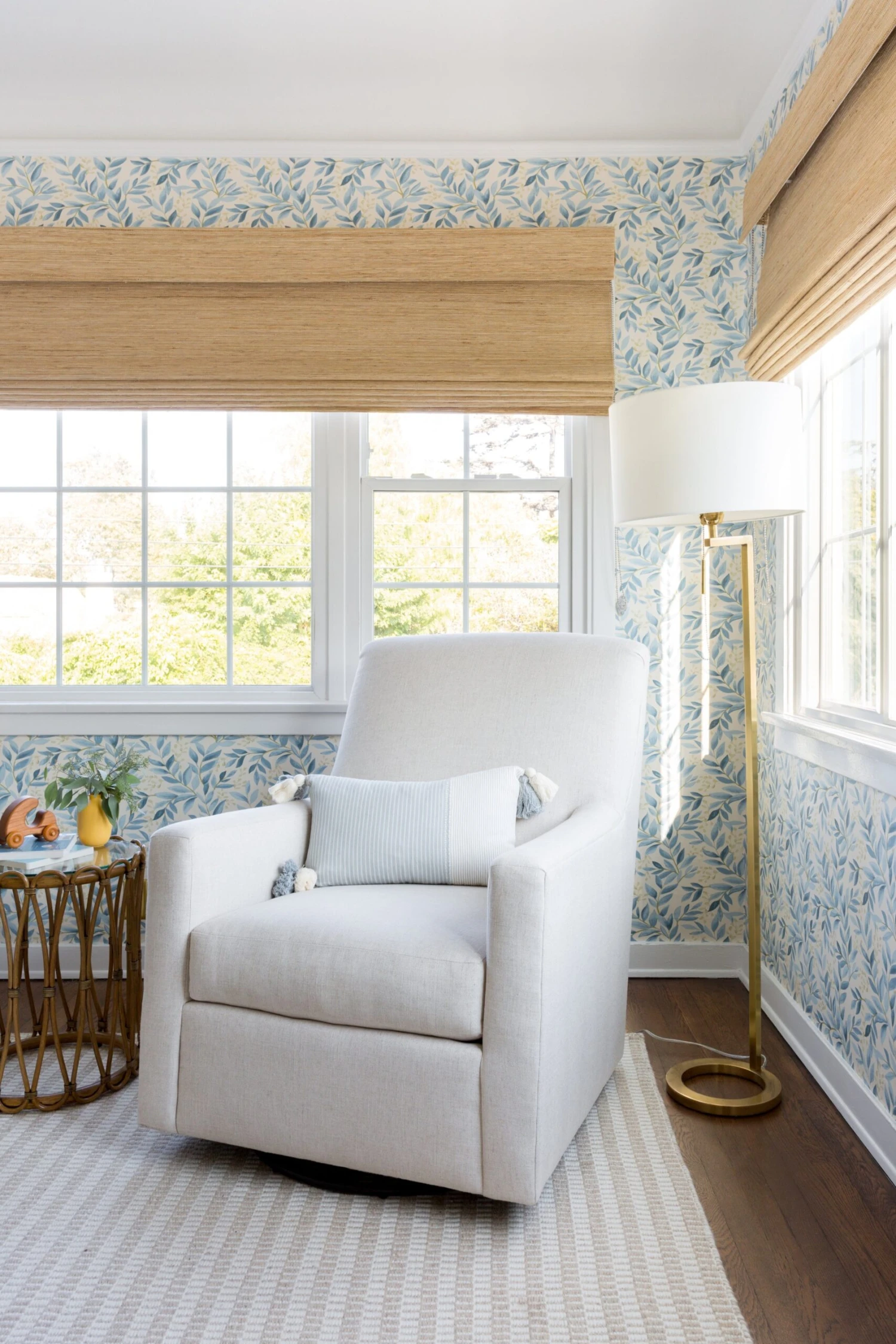 Ellia Glider Chair - Image 7