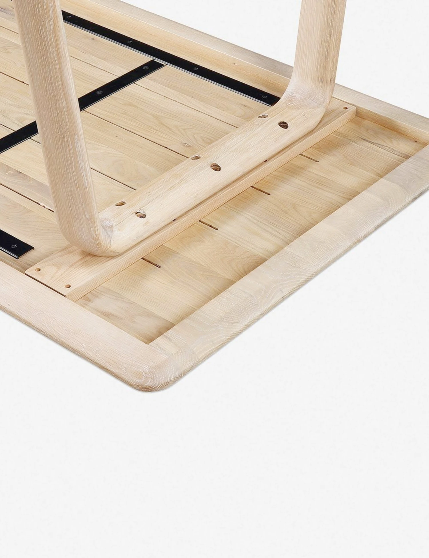 Lyona Dining Table - Image 5